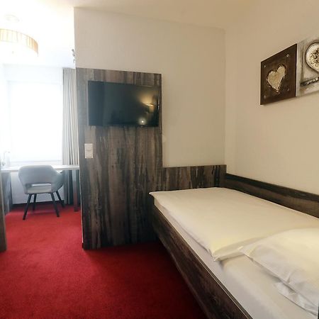 Stadthotel Miya Bad Mergentheim Exterior photo